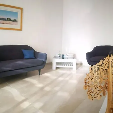 Casa Fla.gi. - Tra Mare E Barocco. Holiday home Cava d'Aliga